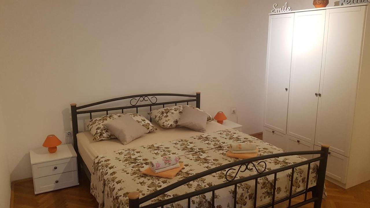 Apartment 22 Omiš Eksteriør bilde