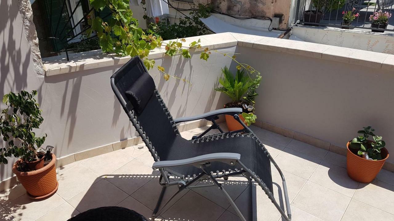 Apartment 22 Omiš Eksteriør bilde