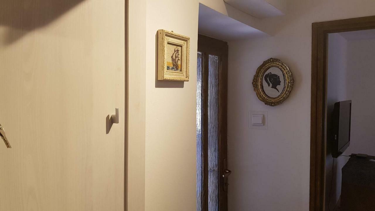 Apartment 22 Omiš Eksteriør bilde